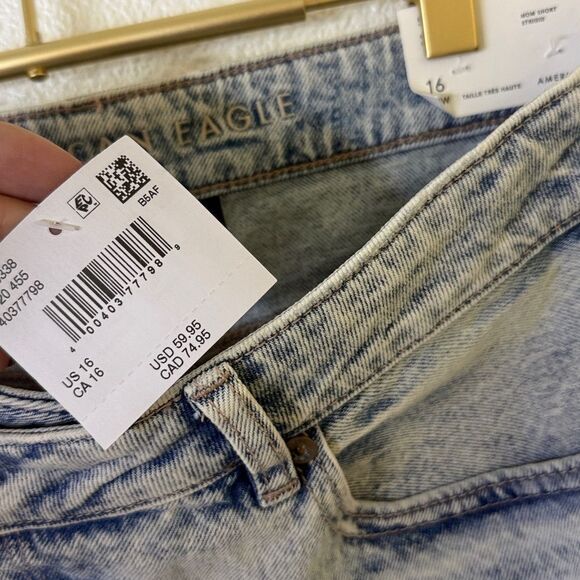 American Eagle Outfitters- Mom short- Strigid Light Blue Jeans-16 - Picture 8 of 9